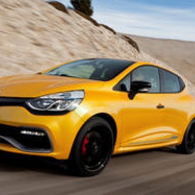 ルノー クリオR.S.（ルーテシアR.S.）本国発売｜Renault ギャラリー