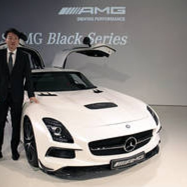 SLS AMG ブラックシリーズを限定販売｜Mercedes-Benz ギャラリー