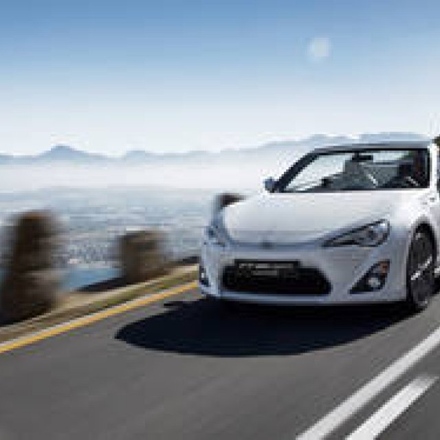 トヨタ、86のオープンモデルをジュネーブに出展｜Toyota ギャラリー