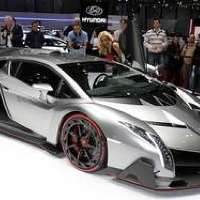 ジュネーブ現地リポート｜Lamborghini ギャラリー