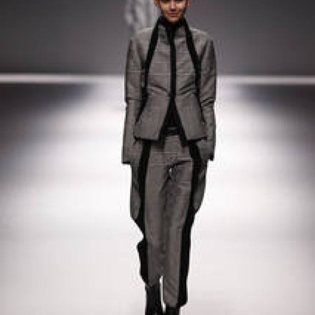 Issey Miyake｜2013年秋冬コレクション トレンド速報