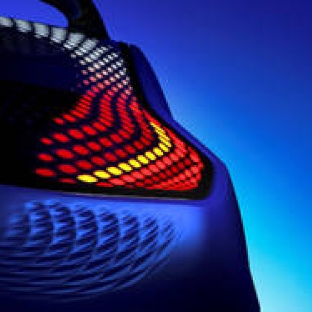 ルノー×ロス ラブグローブのコンセプトモデル｜Renault