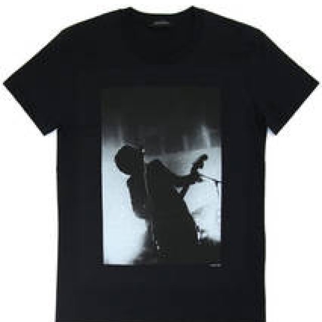 Gallerｙ｜LITHIUM HOMME｜吉井和哉×写真家 有賀幹夫×リチウムオムコラボTシャツ＆写真展開催