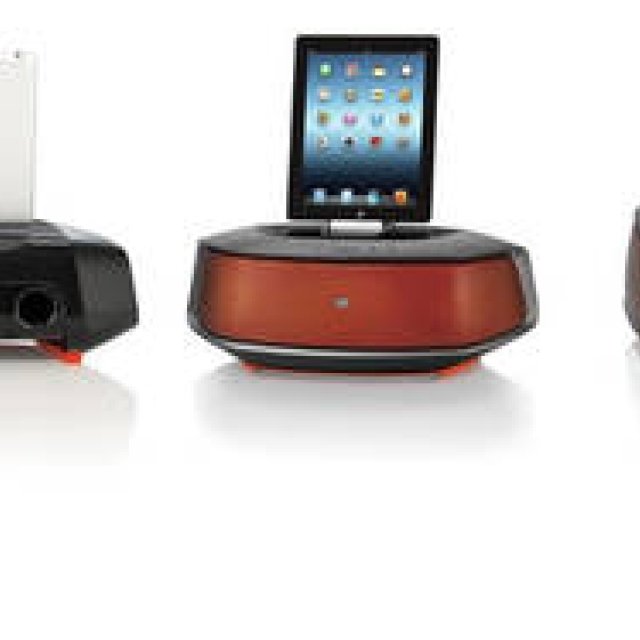 JBL｜ダイナミックサウンドを実現するBluetoothスピーカー「JBL ONBEAT RUMBLE」 ギャラリー