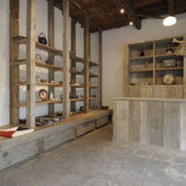 MATEO｜味わいのある民芸の器が揃う「工芸喜頓（こうげいきとん）」 ギャラリー