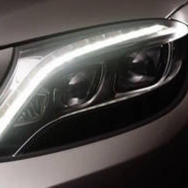 メルセデス・ベンツ 新型Sクラスを動画で予告｜Mercedes-Benz