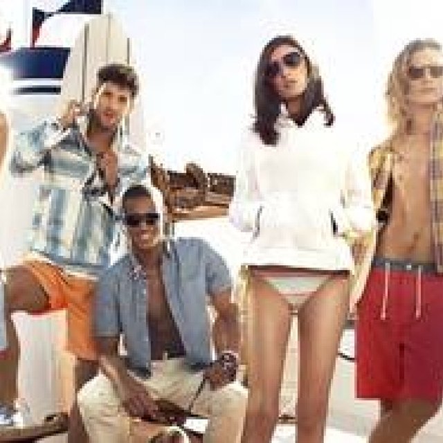 TOMMY HILFIGER｜サーフスピリッツ溢れる限定カプセルコレクション「サーフシャック」が誕生