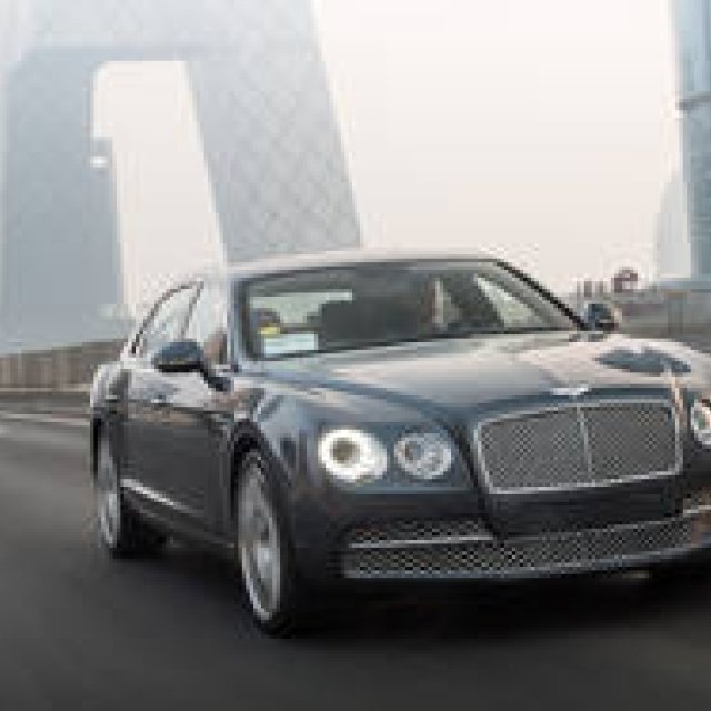 2代目フライングスパー を北京でテスト｜Bentley