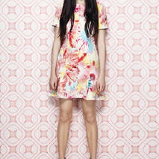 MOSCHINO CHEAP & CHIC｜2014年春夏プレコレクション