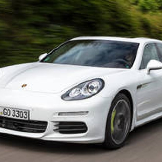 電動ポルシェがはじまる｜Porsche ギャラリー