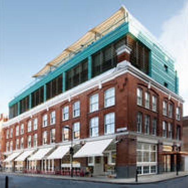 TRAVEL｜極上の屋上スペースを持つホテル10選 ギャラリー