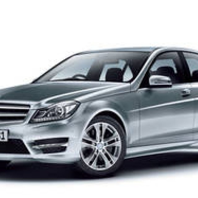 C クラス 装備内容が変更され より魅力的に｜Mercedes-Benz ギャラリー