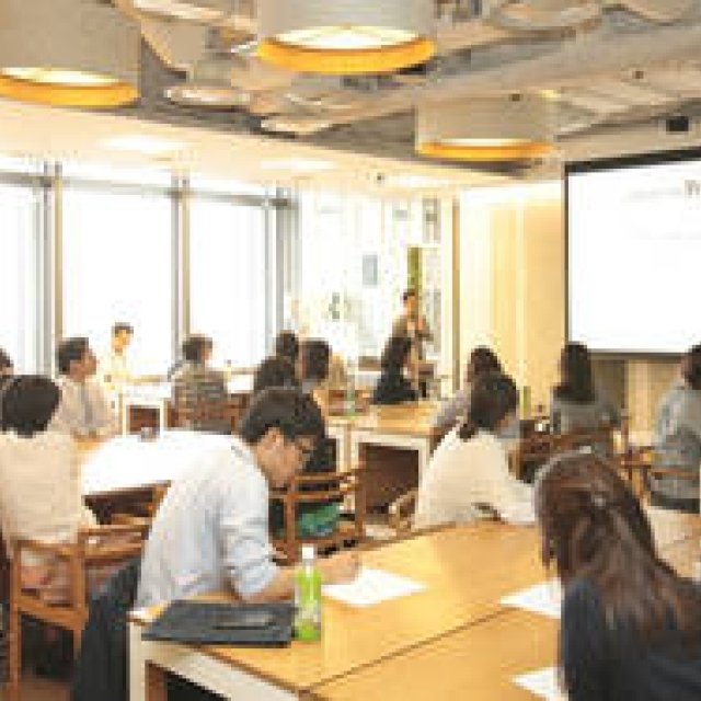 more trees×丸の内朝大学｜「アーバン木こりクラス 岩手編～都会に暮らし、森と生きる～」に密着