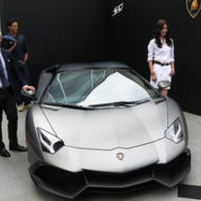 50周年記念の特別なランボルギーニ 日本へ｜Lamborghini ギャラリー