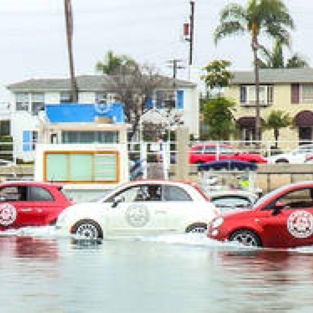 水上用フィアット500あらわる｜Fiat ギャラリー