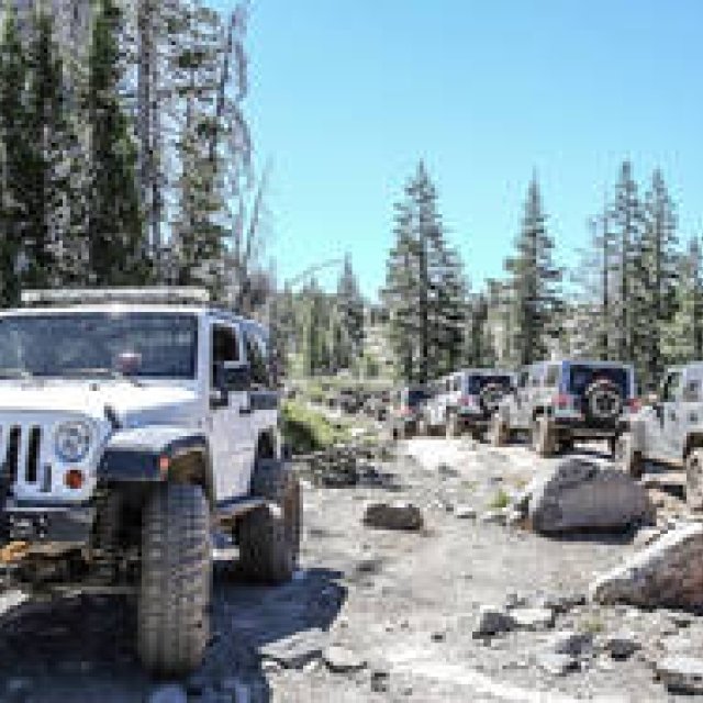 ジープ ラングラー ルビコンでルビコン トレイルを走る｜Jeep