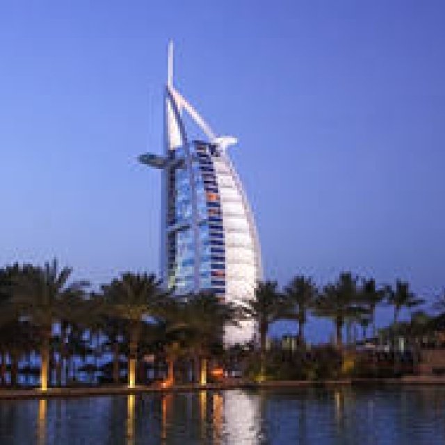 特集｜ドバイのラグジュアリートラベル最前線｜Chapter 1「世界にひとつの7ツ星ホテル」