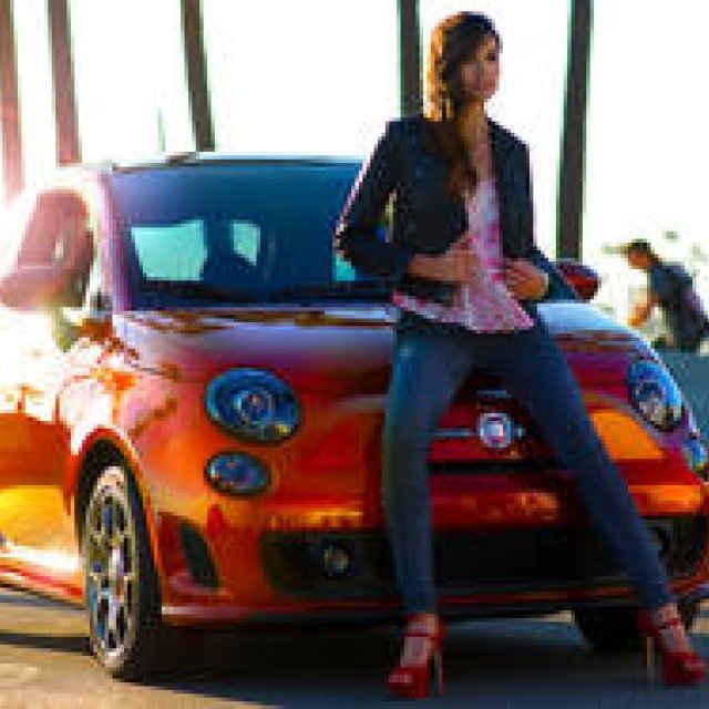 いたずらっぽくてカッコイイ フィアット 500登場｜Fiat ギャラリー