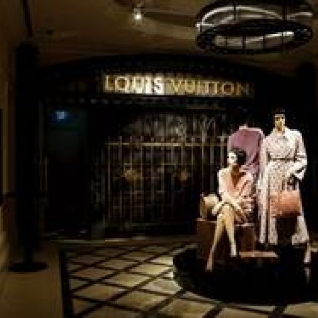 LOUIS VUITTON｜『Timeless Muses』を東京ステーションホテルで開催（1）