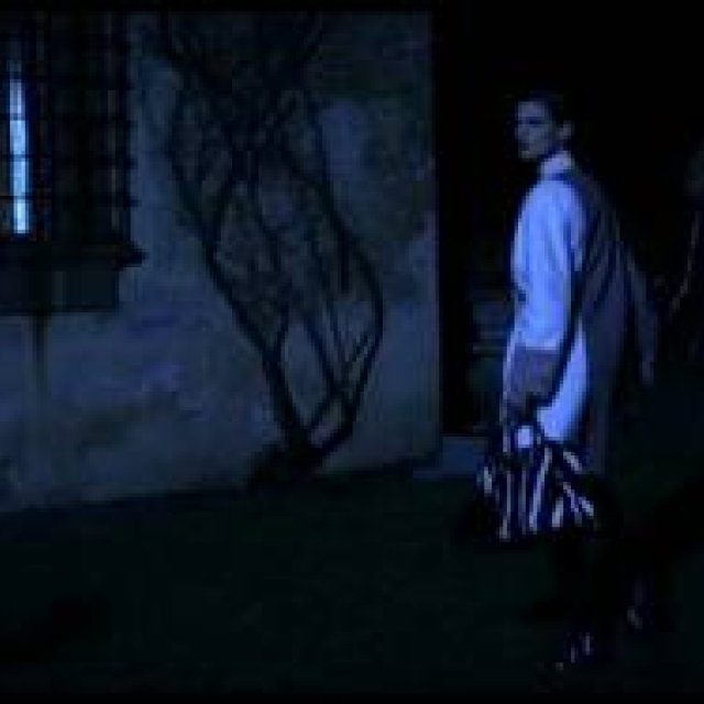 カール・ラガーフェルドによるフェンディ2013年秋冬キャンペーンムービー『危険なお呼ばれ』｜FENDI