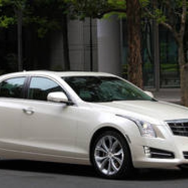 キャデラックATSが阪急メンズ東京にあらわる｜Cadillac ギャラリー