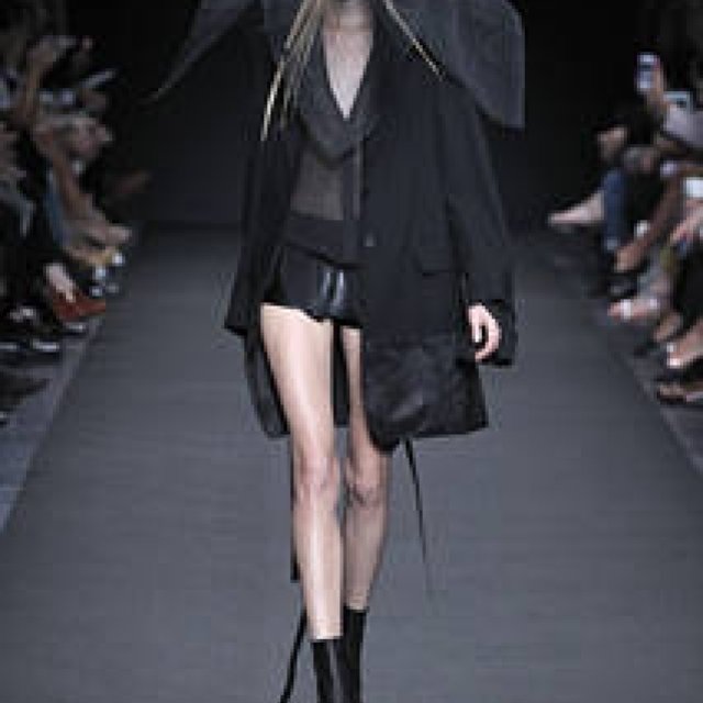 ANN DEMEULEMEESTER｜2014年春夏コレクション