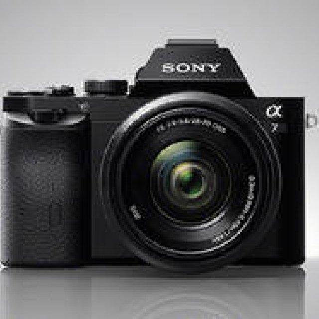 Sony｜世界初フルサイズミラーレス一眼カメラ「α7」「α7R」誕生 ギャラリー