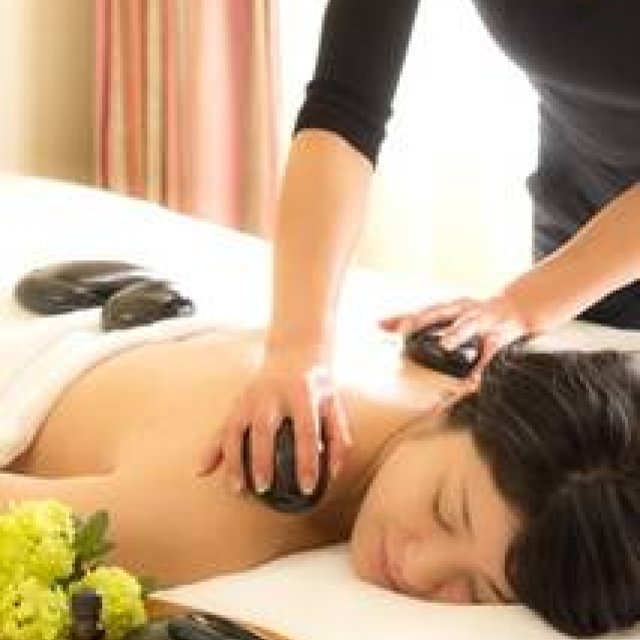 リーガロイヤルホテル東京のアロマオイルトリートメント付き宿泊プラン「アロマリラクシング」