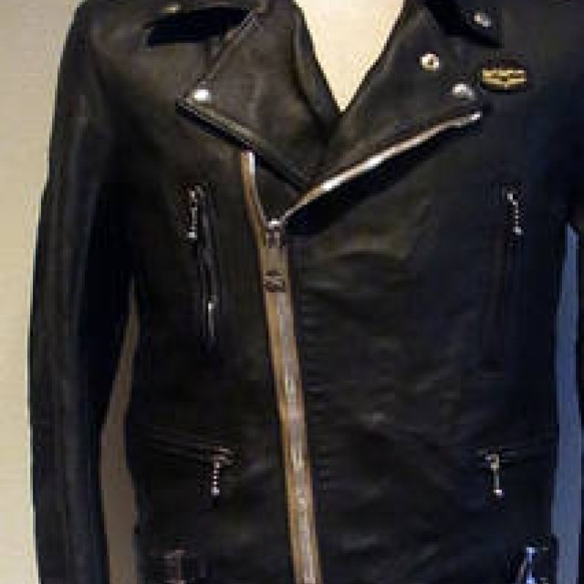 Lewis Leathers × The Flash Collection｜世界で限定数50着のレザージャケットを発表 