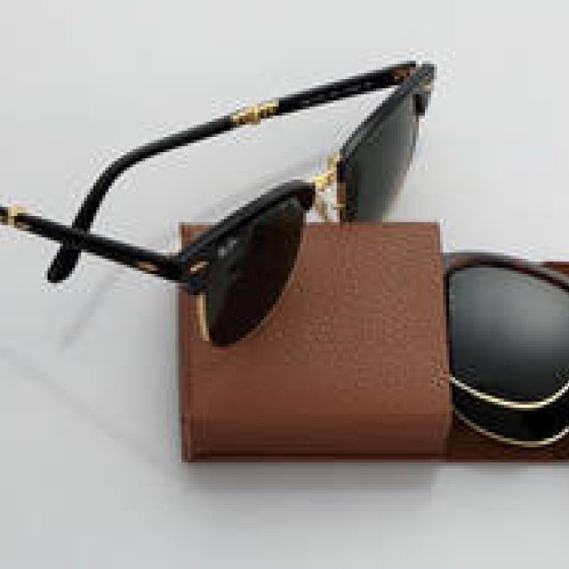 Ray-Ban｜折りたたみデザインのクラブマスター登場 ギャラリー