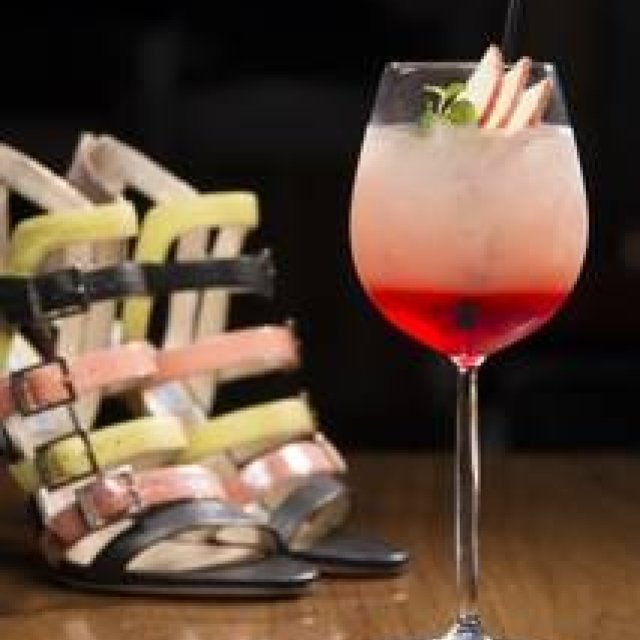 JIMMY CHOO｜スペシャルカクテルが楽しめるイベントを表参道にて開催