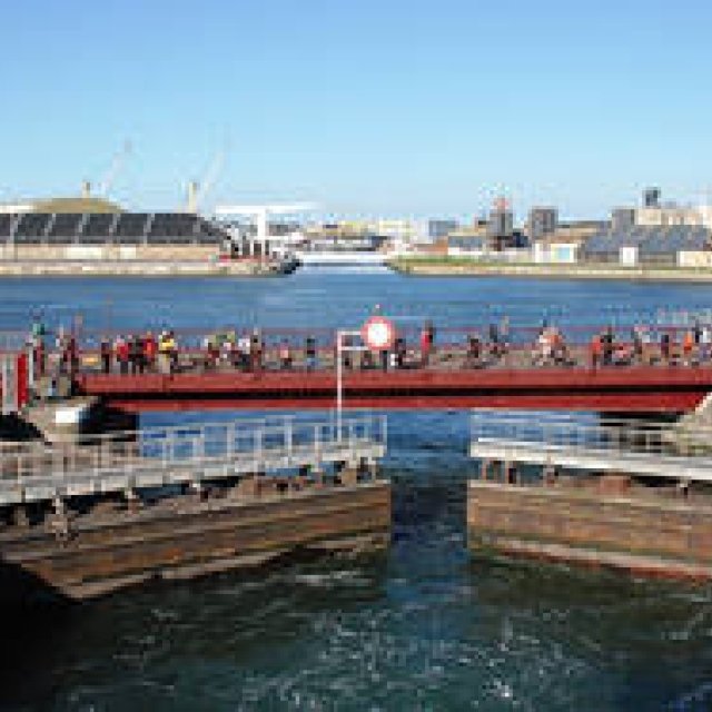 【第13回 仏ルポルタージュ大賞 受賞記事】探検船で“ラグジュアリーな冒険”を（2）