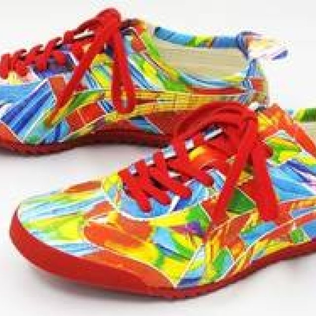 Onitsuka Tiger｜オニツカタイガーと山本寛斎氏のコラボシューズ ギャラリー