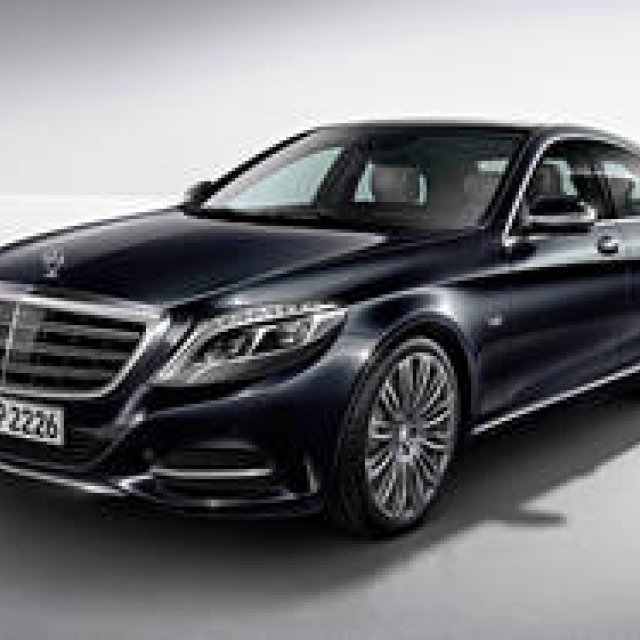 V12搭載のフラッグシップ「S 600」がデビュー｜Mercedes-Benz ギャラリー