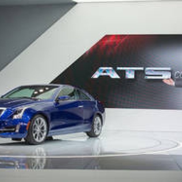 ATSにスタイリッシュなクーペを追加｜Cadillac ギャラリー