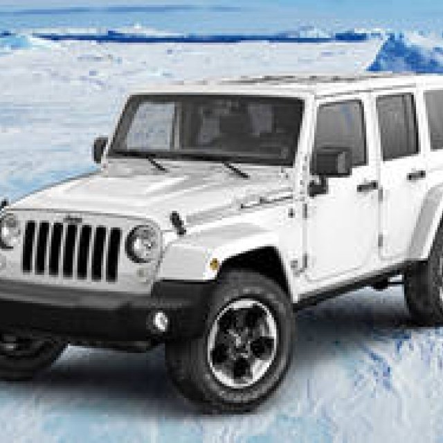  南極をイメージした真っ白なラングラー アンリミテッド｜Jeep ギャラリー