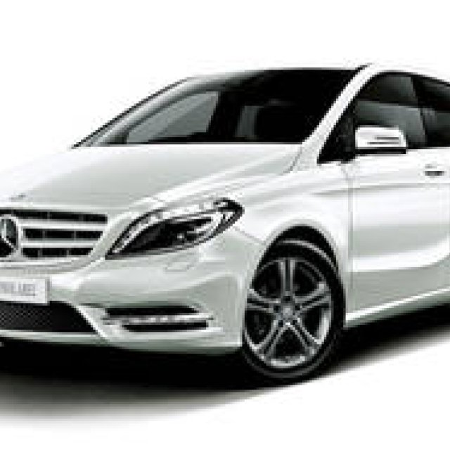 モノトーンカラーの特別なBクラス｜Mercedes-Benz ギャラリー