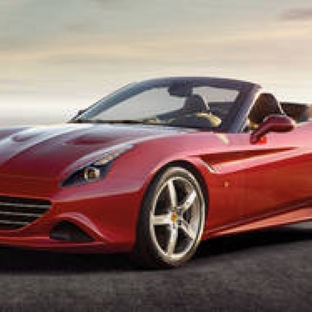 V8ターボを搭載し、フェラーリ「カリフォルニア T」デビュー｜Ferrari ギャラリー