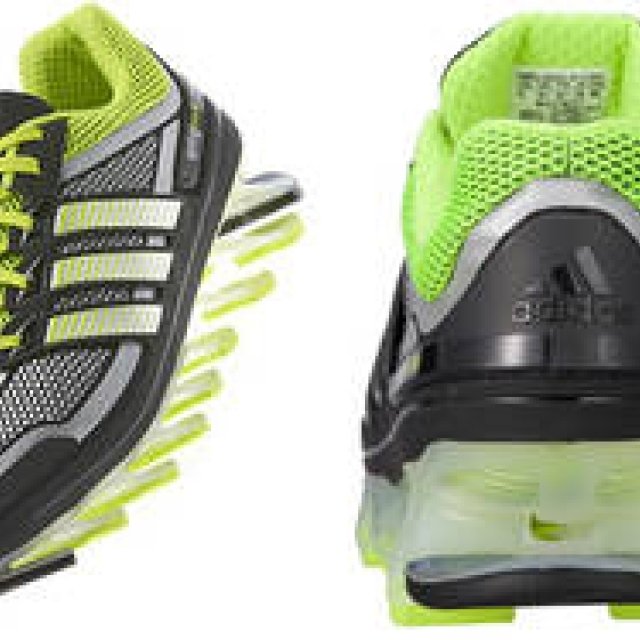 adidas｜“反発力がハンパない”最新ランニングシューズ ギャラリー