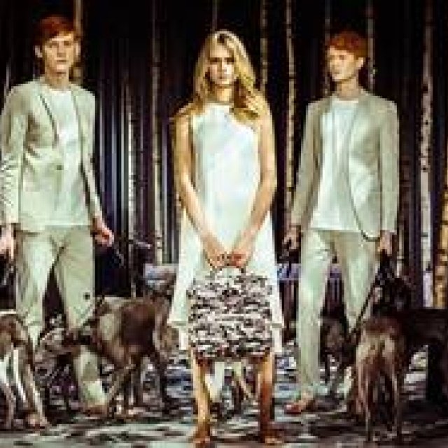 MULBERRY｜「CARA DELEVINGNE COLLECTION」を発表 