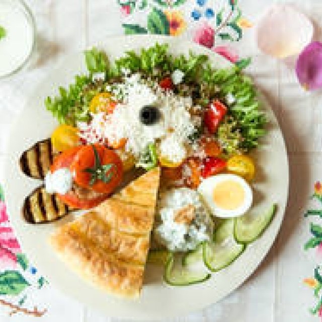 EAT｜ヨーグルトとバラの国、ブルガリアを食事で旅する ギャラリー