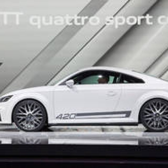 420psの2リッターエンジンを搭載したアウディTT｜Audi ギャラリー