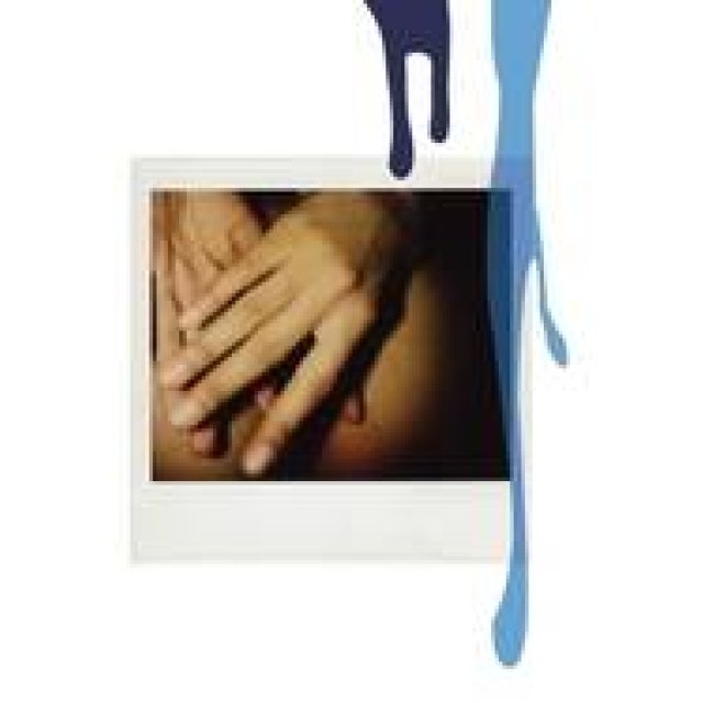 BOOK｜NYでのかけがえのない日常を収めた限定写真集『INSTANT MOMENTS』