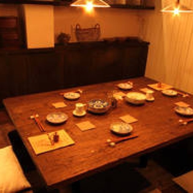 EAT｜世田谷に“おうち”にいるような居心地のいい空間「ほっこり料理 outi」 ギャラリー