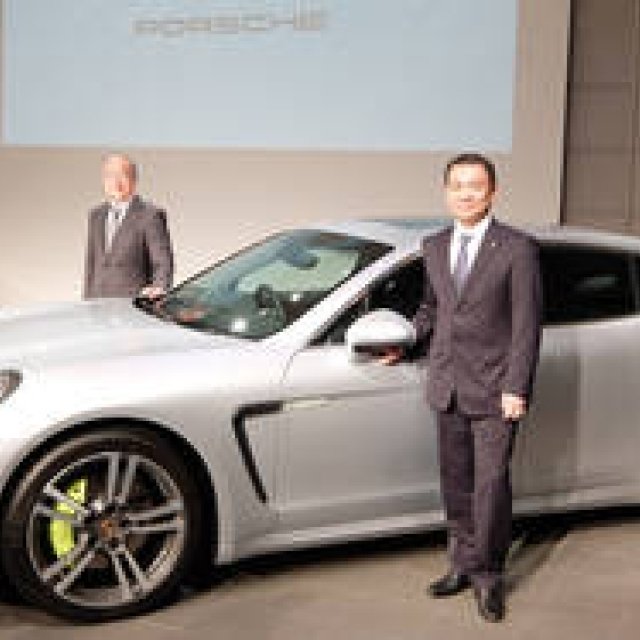 パナメーラ S E-ハイブリッドを日本導入｜Porsche ギャラリー