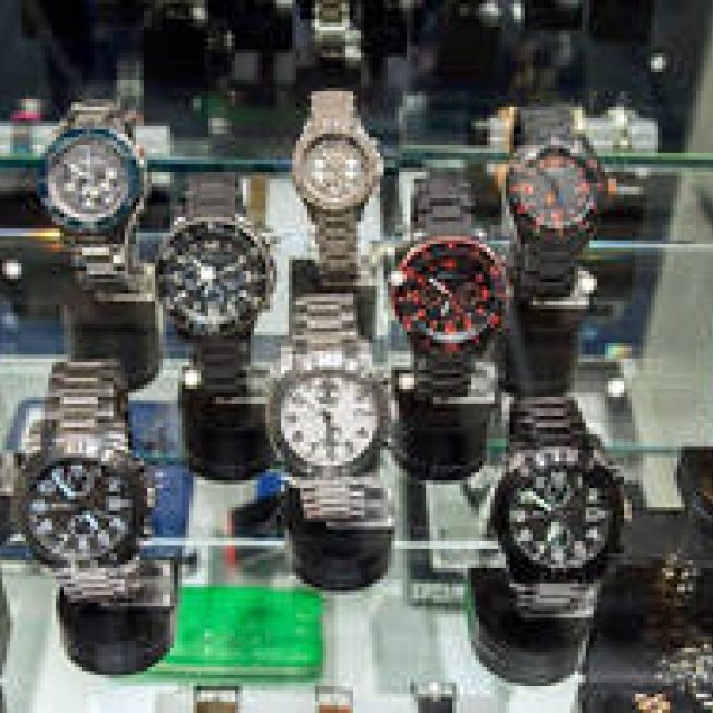 MARC BY MARC JACOBS｜「メンズウォッチコレクション」本格デビュー