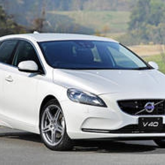 ボルボ V40シリーズ初の特別限定車が登場｜Volvo ギャラリー
