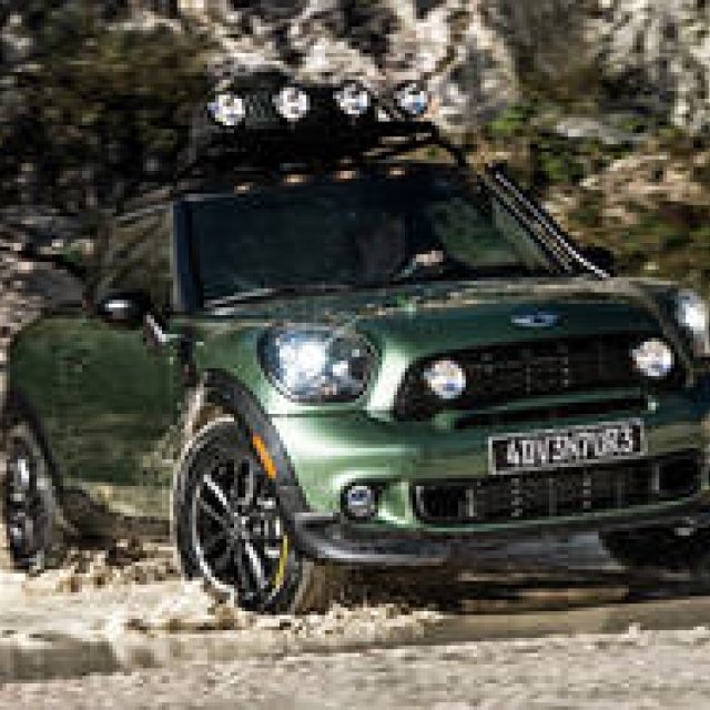 ミニ謹製のピックアップトラック｜MINI ギャラリー