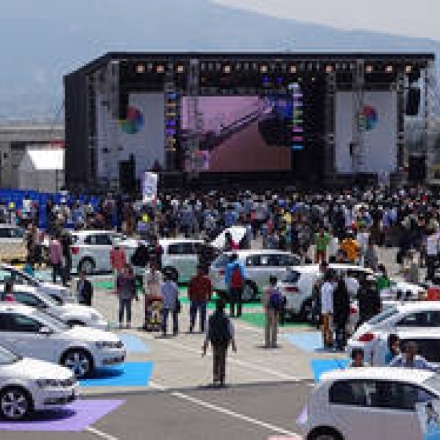 6年ぶりの開催に4,000台のVWが集結｜Volkswagen