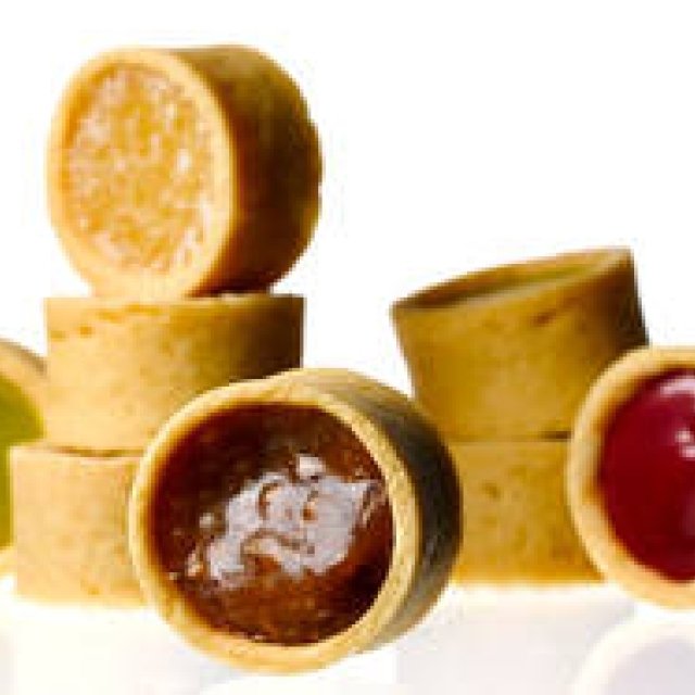 EAT｜アンリ・ルルーのキャラメル ムゥがプティサイズのタルトに ギャラリー